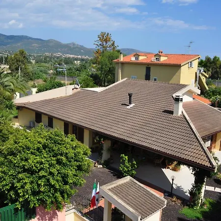 לינה וארוחת בוקר I Gerani