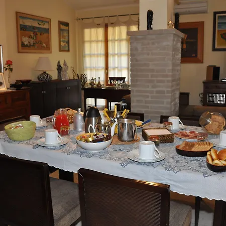 לינה וארוחת בוקר I Gerani