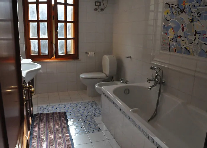 艾哲拉尼住宿加早餐旅馆 住宿加早餐酒店 弗里米尼迪夸尔图