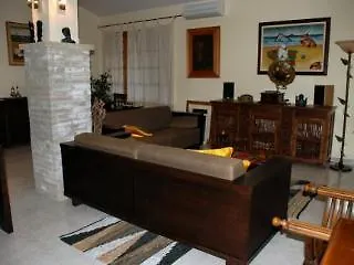 艾哲拉尼住宿加早餐旅馆